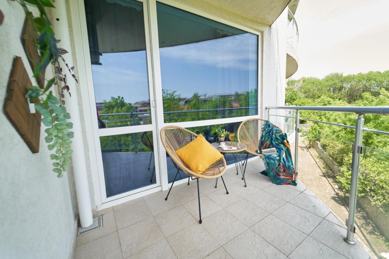 Design Studio In Atlantis Resort&Spa, Burgas Airport Εξωτερικό φωτογραφία