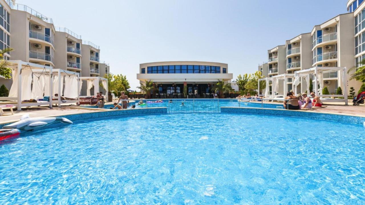 Design Studio In Atlantis Resort&Spa, Burgas Airport Εξωτερικό φωτογραφία