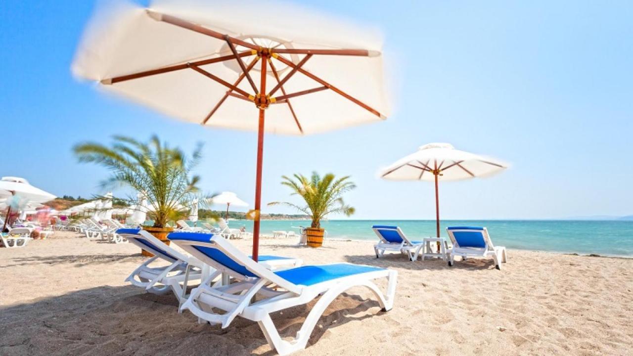 Design Studio In Atlantis Resort&Spa, Burgas Airport Εξωτερικό φωτογραφία