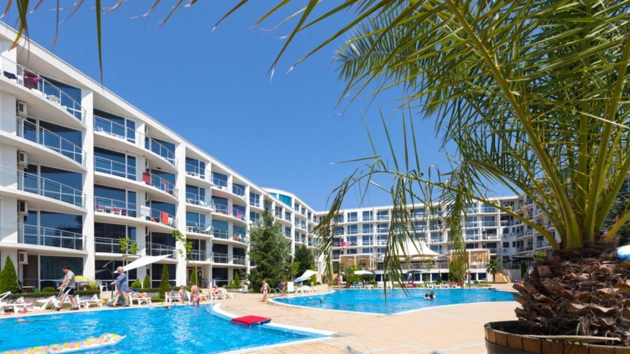 Design Studio In Atlantis Resort&Spa, Burgas Airport Εξωτερικό φωτογραφία